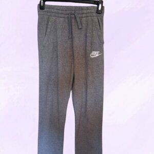 NIKE style av4265-091 Nike Boy's Sportswear Club Fleece Pants in gray and white